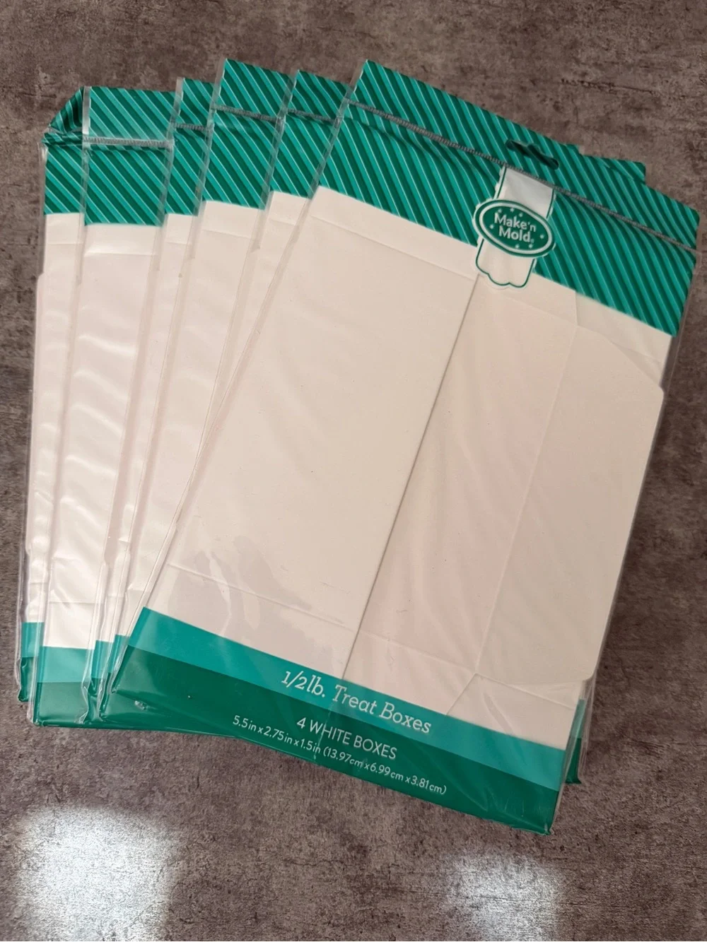 Holiday treat box bundle by Make N’ Mold- New!